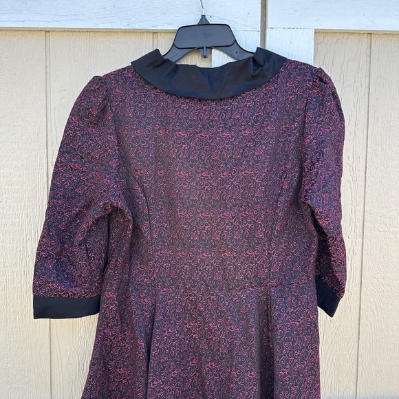 New Hearts and Roses Goth Steampunk Dress Red Floral Black Fit & Flare Size 10 - Picture 4 of 7
